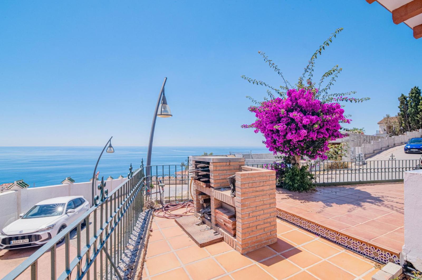 Chalet for Sale in Almuñécar
