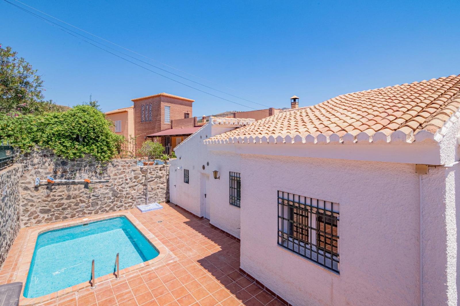 Chalet for Sale in Almuñécar