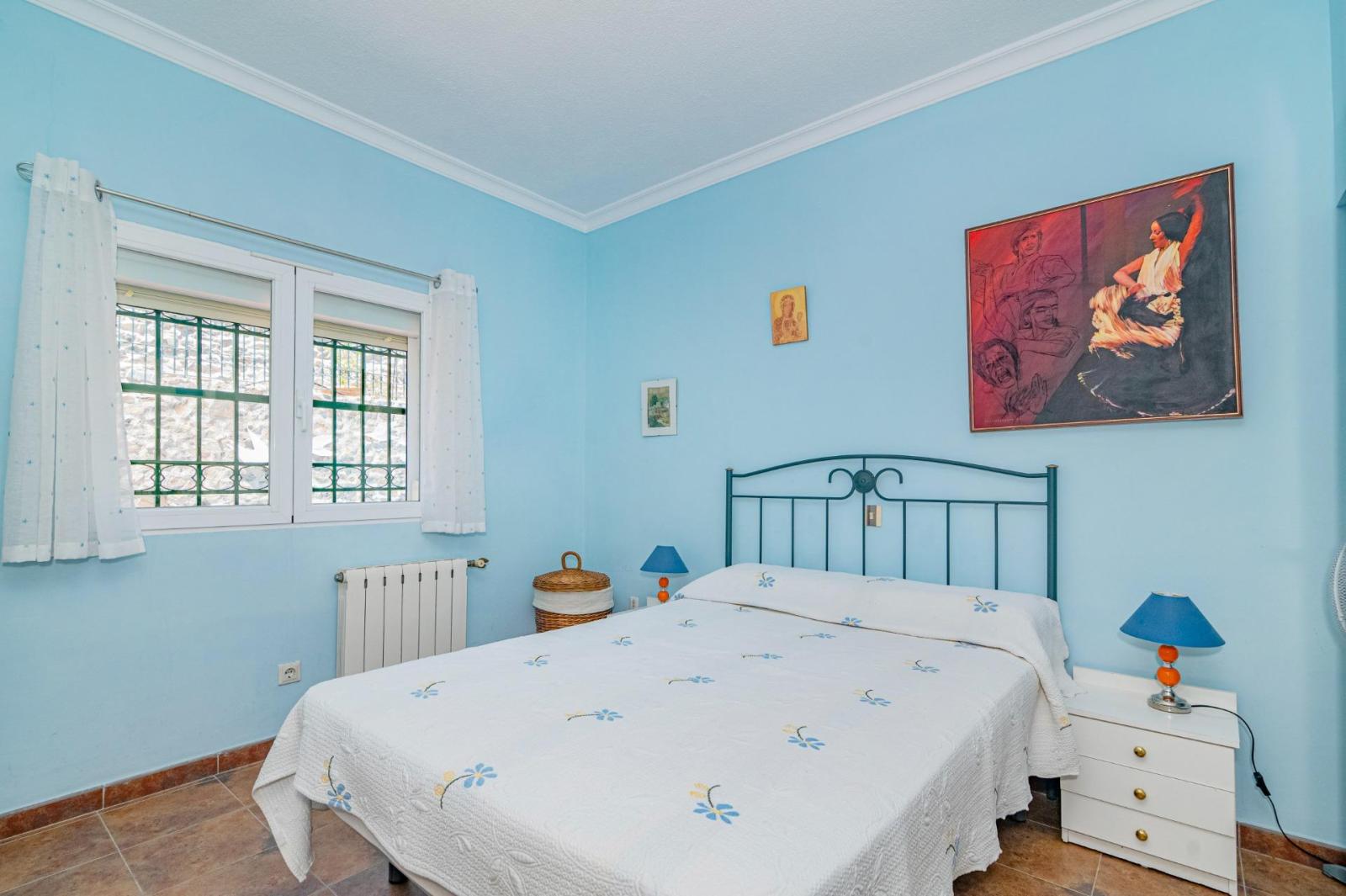 Chalet for Sale in Almuñécar