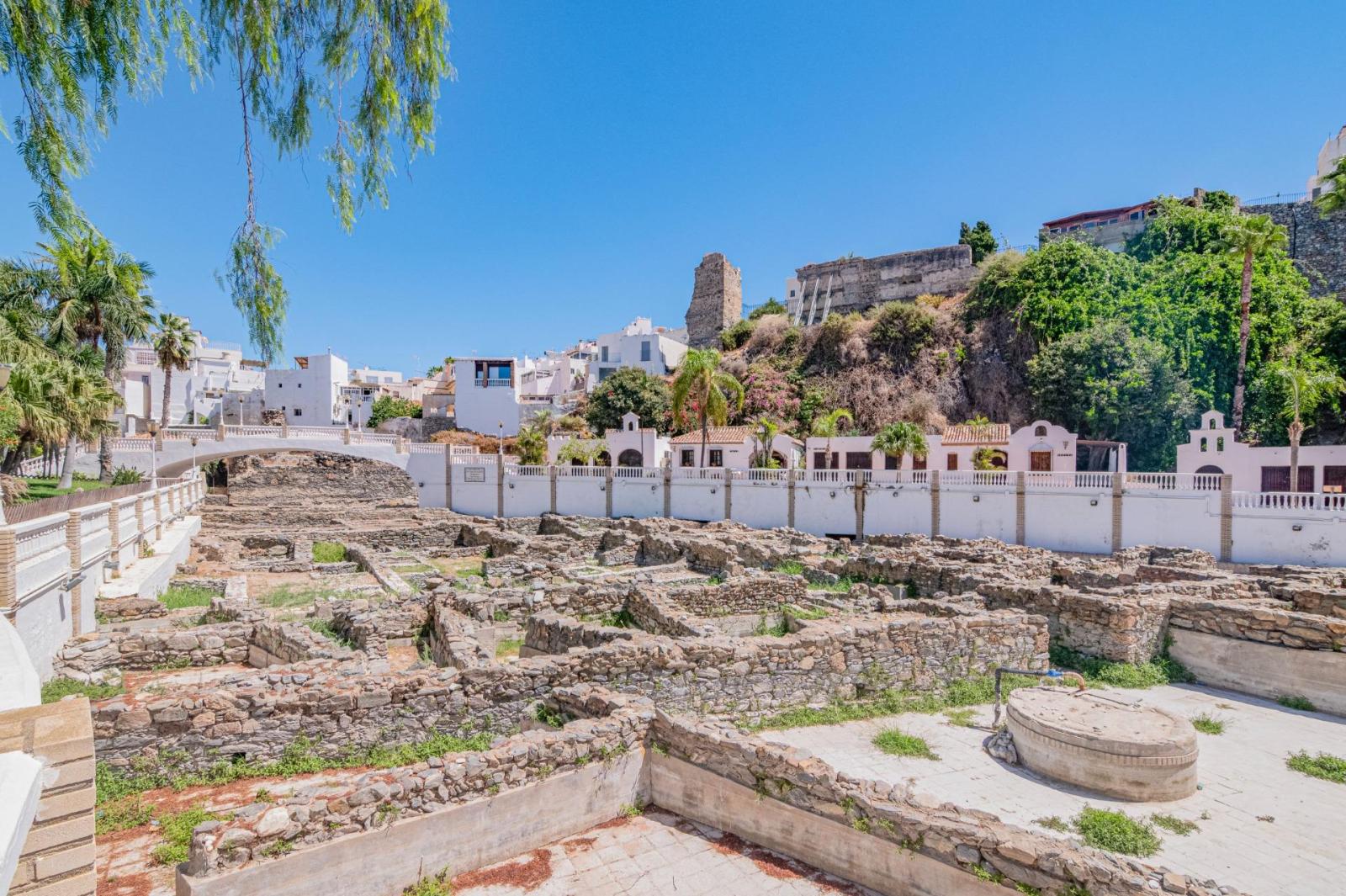 Apartment for Sale in Almuñécar