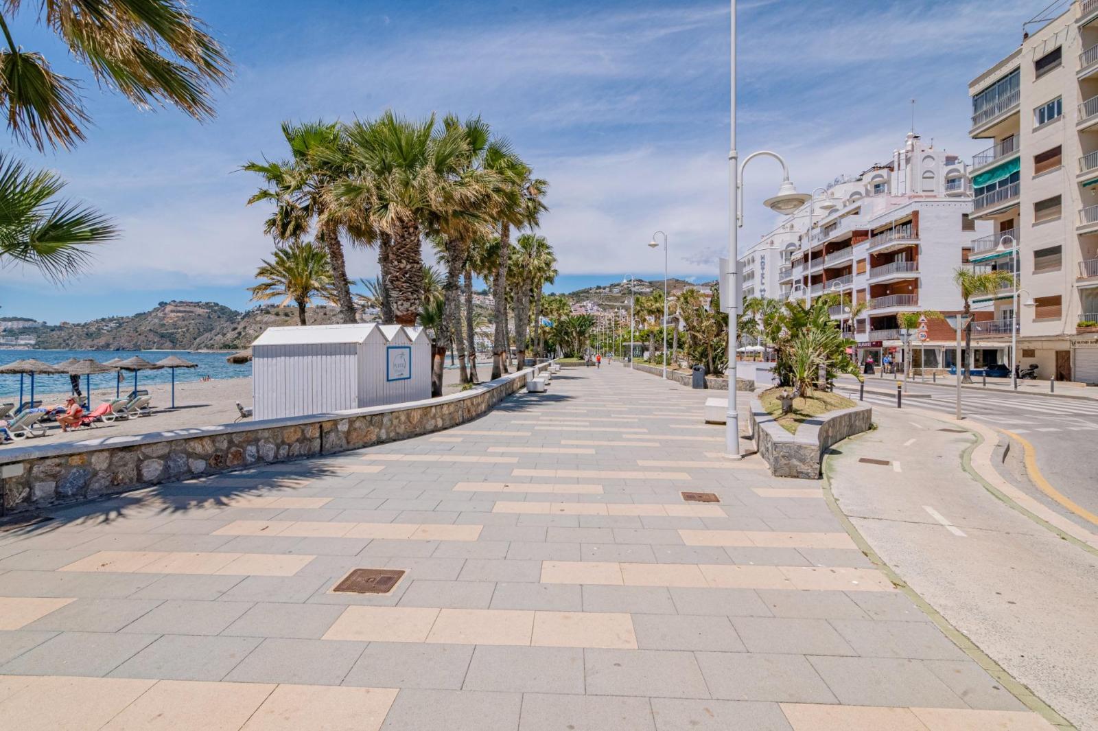 Apartment for Sale in Almuñécar