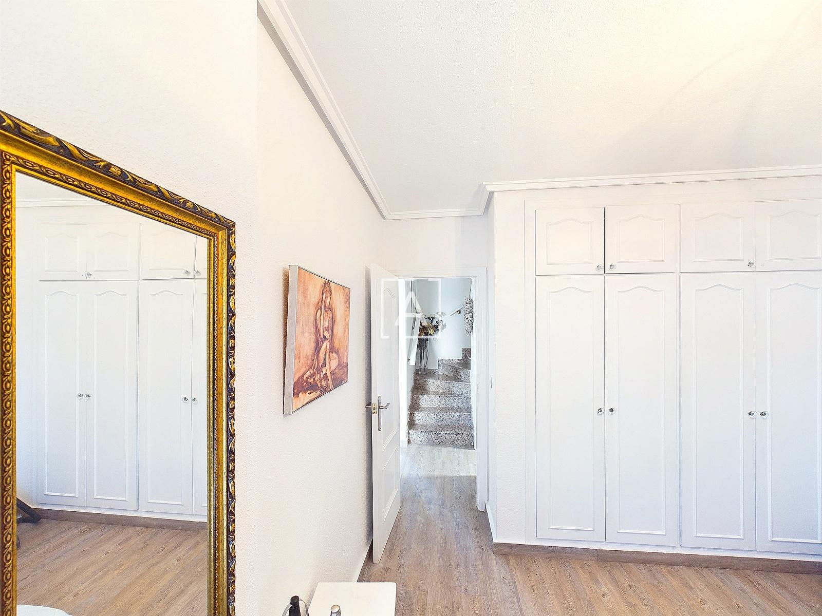 Villa en Venta en Pilar de la Horadada