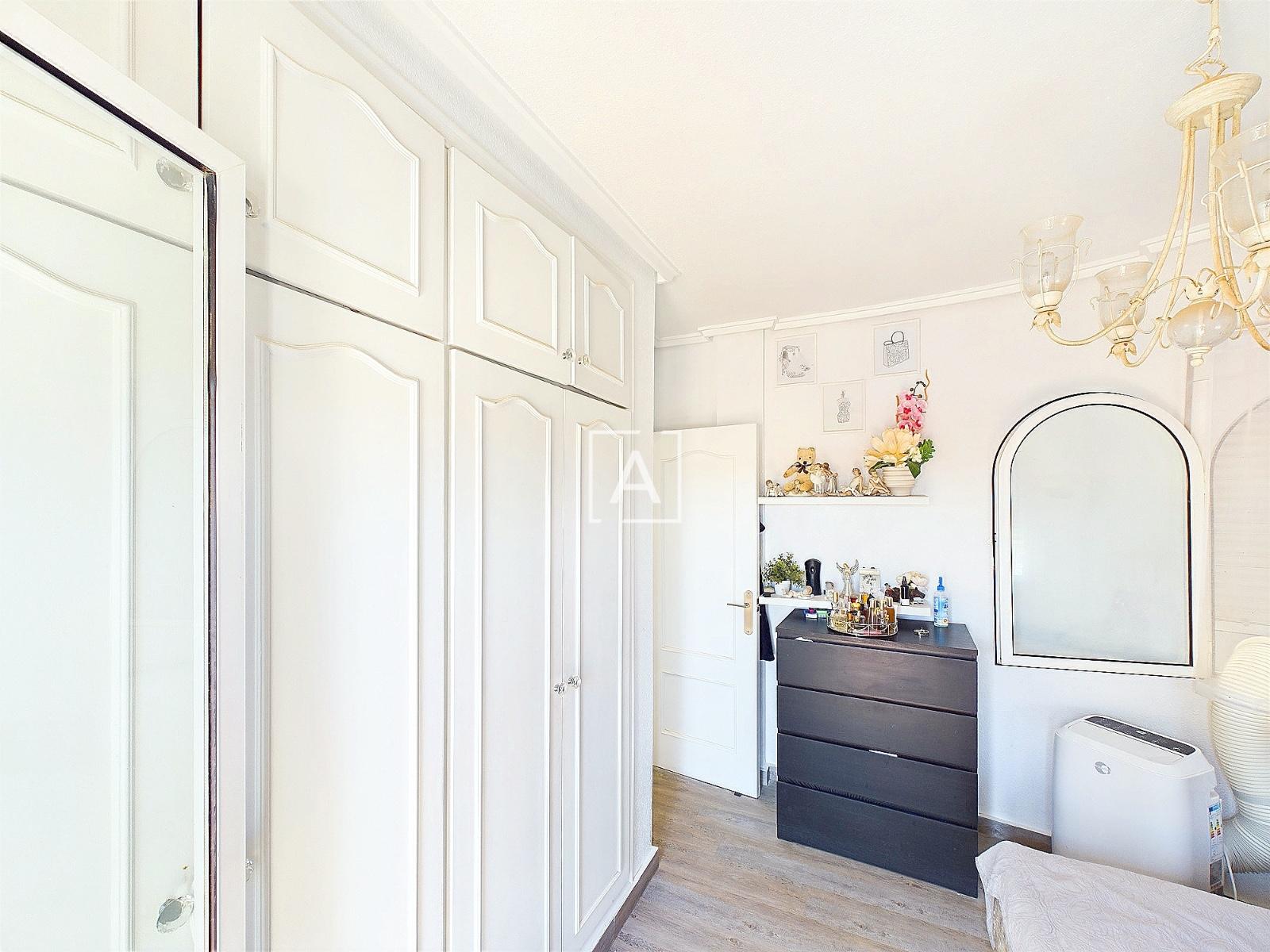 Villa en Venta en Pilar de la Horadada