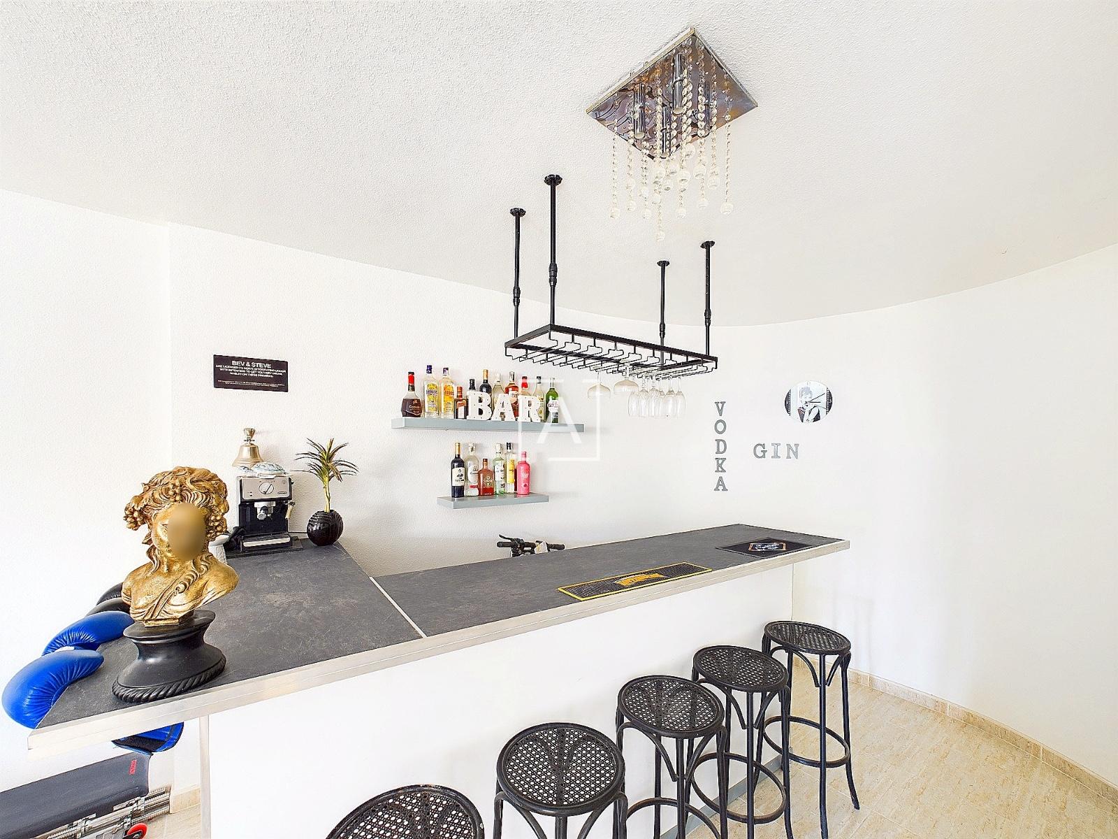 Villa en Venta en Pilar de la Horadada