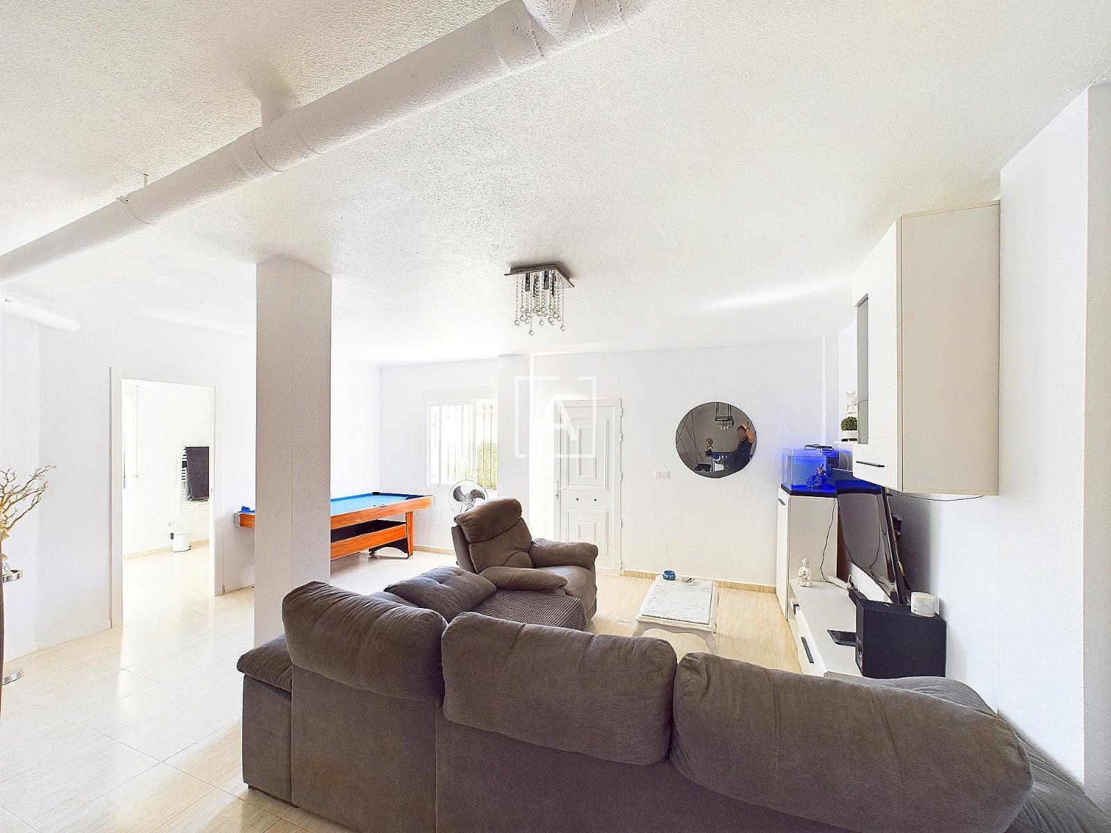 Villa en Venta en Pilar de la Horadada