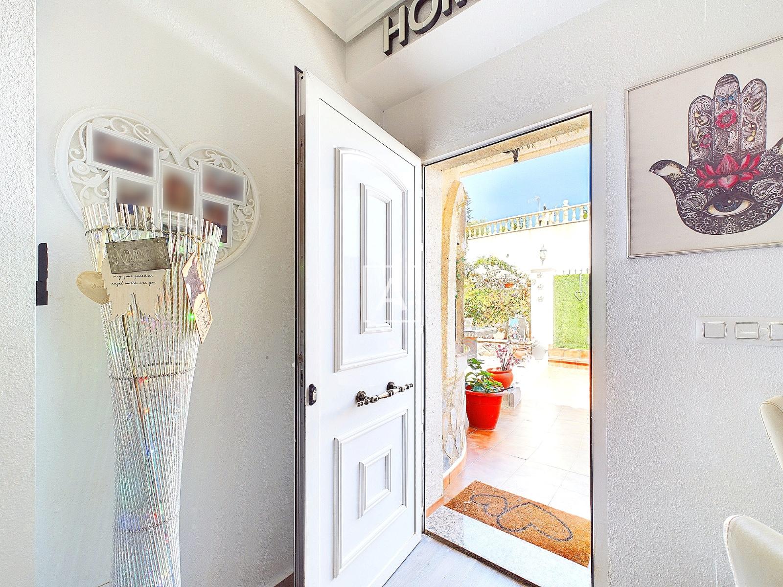 Villa en Venta en Pilar de la Horadada