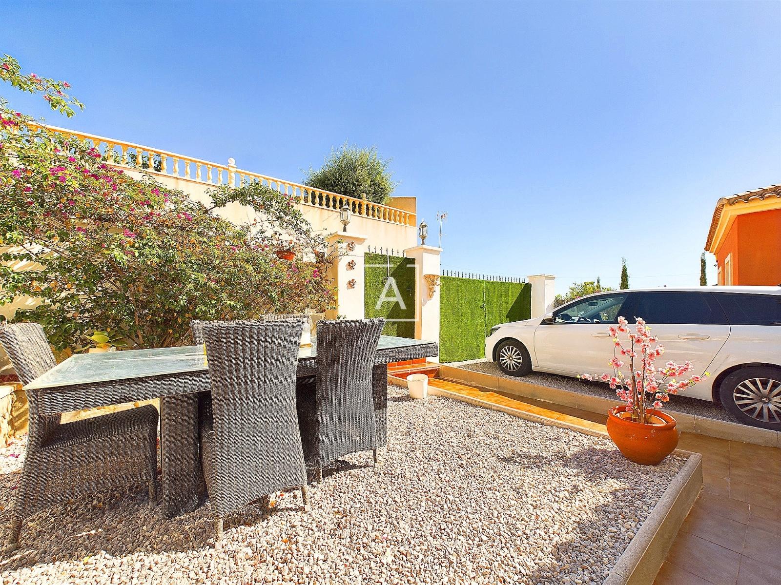 Villa en Venta en Pilar de la Horadada