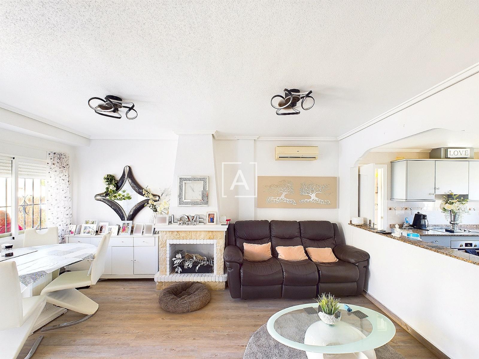 Villa en Venta en Pilar de la Horadada