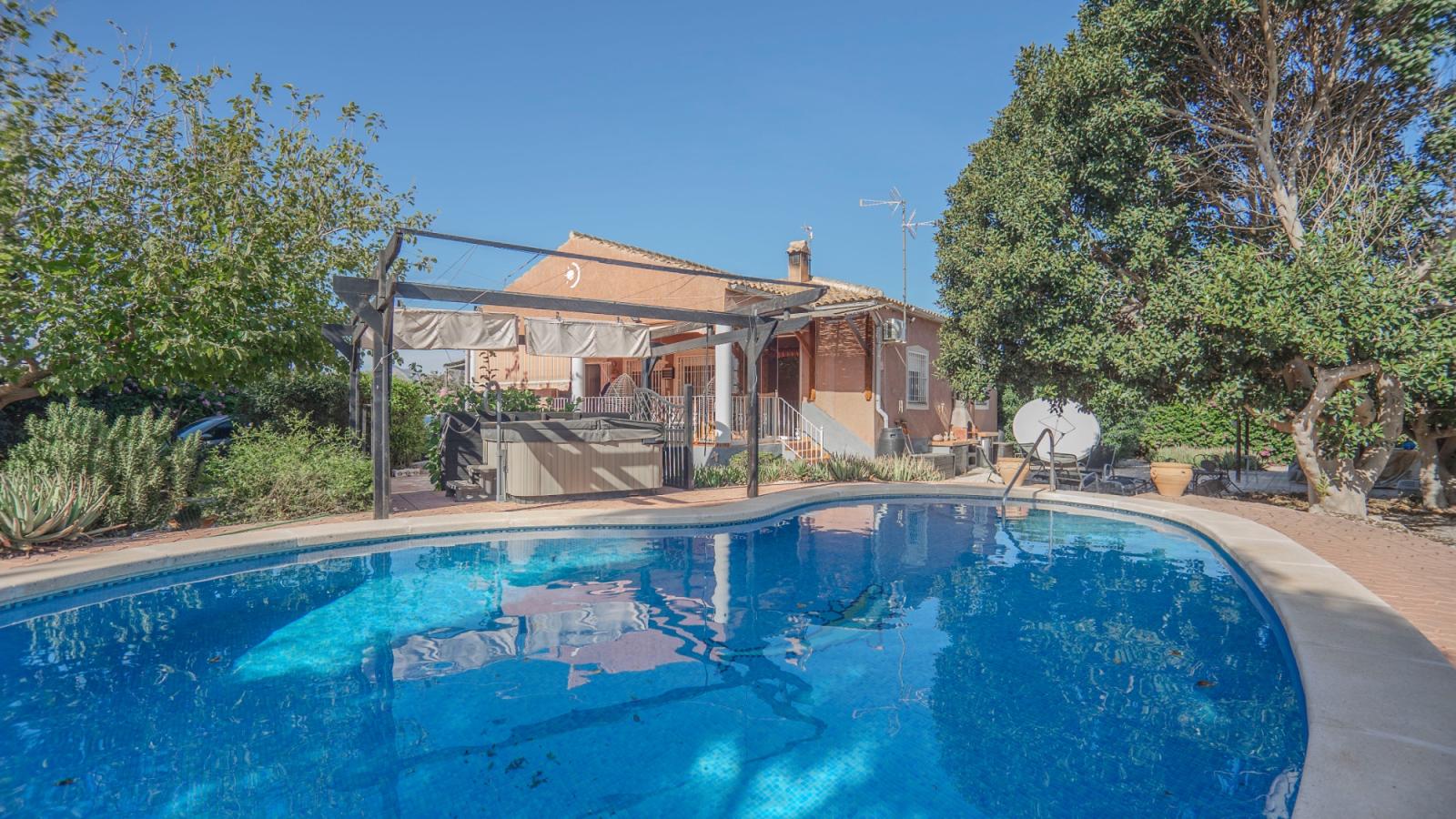 Finca en Venta en Orihuela
