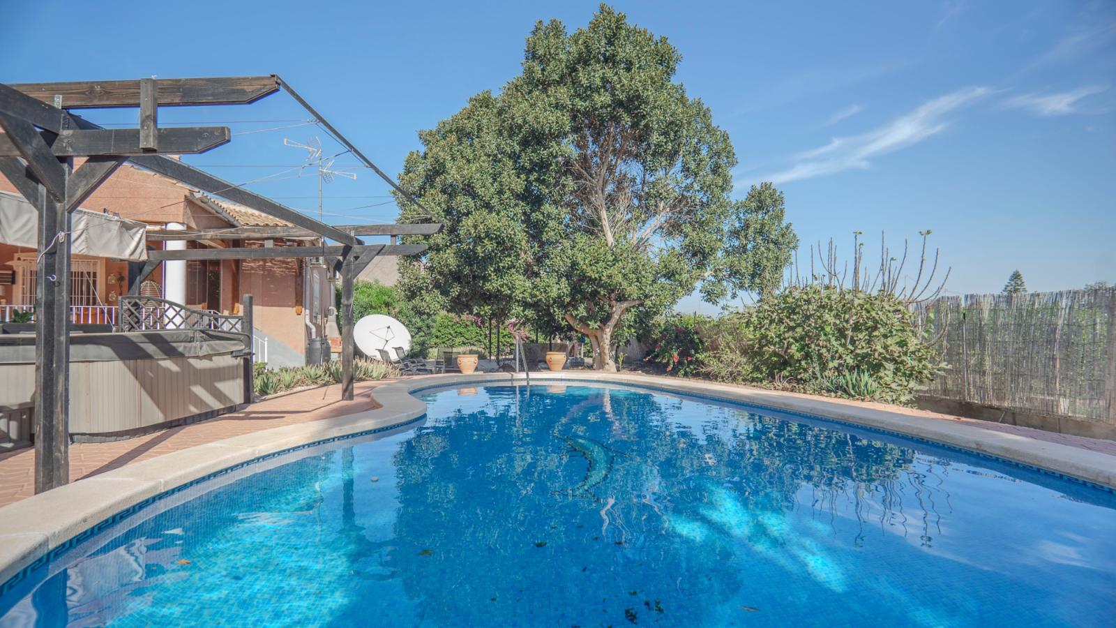 Finca en Venta en Orihuela