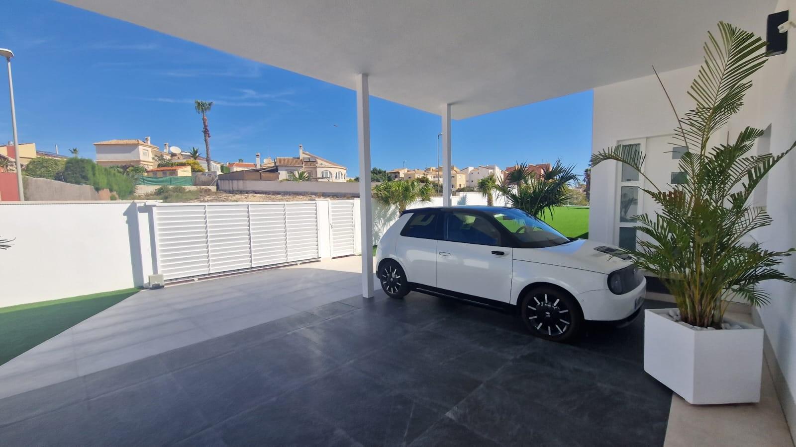 Villa en Venta en Elche