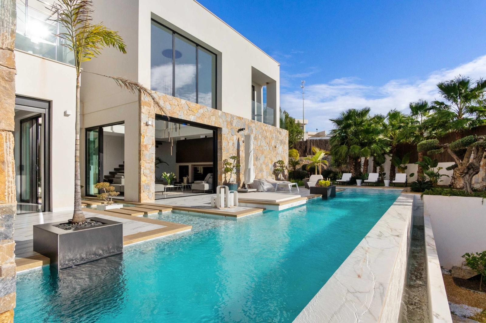 Villa en Venta en Orihuela