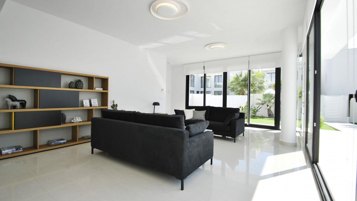 Villa for Sale in Rojales