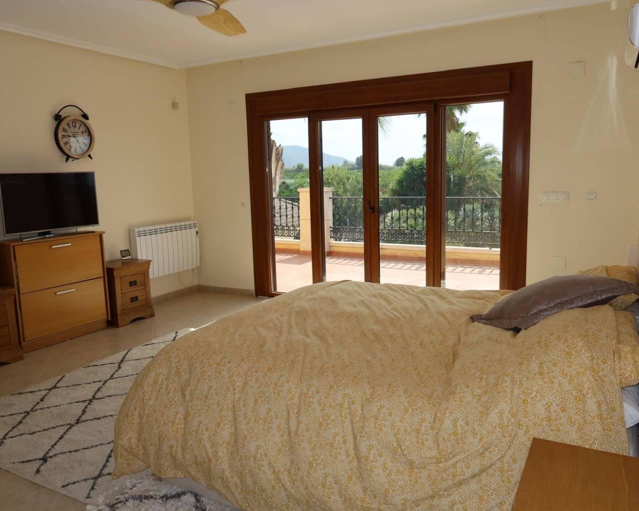 Finca en Venta en Orihuela