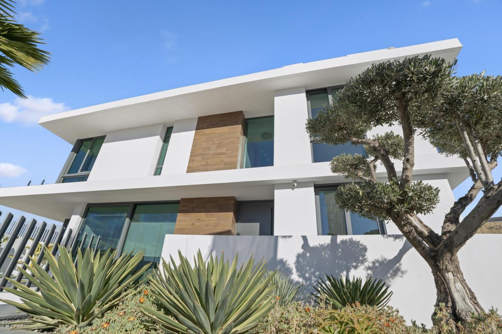 Villa for Sale in Benidorm