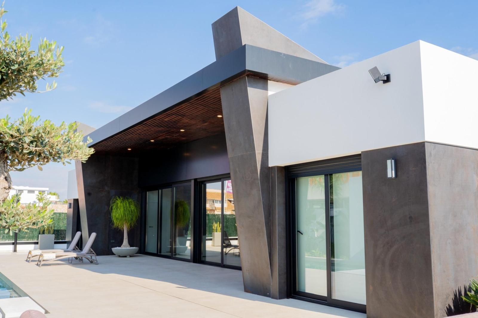Villa for Sale in Rojales