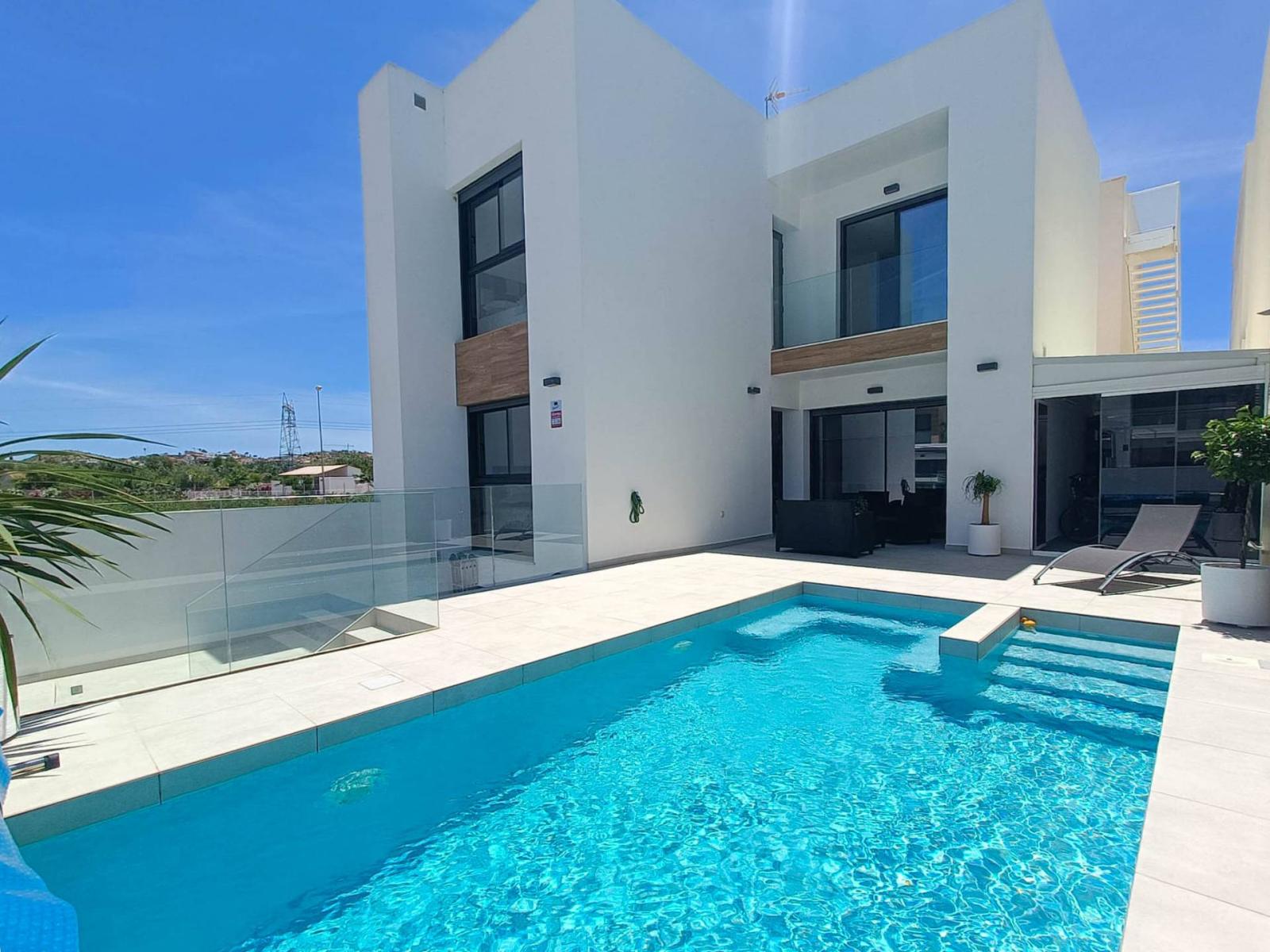 Villa en Venta en Rojales