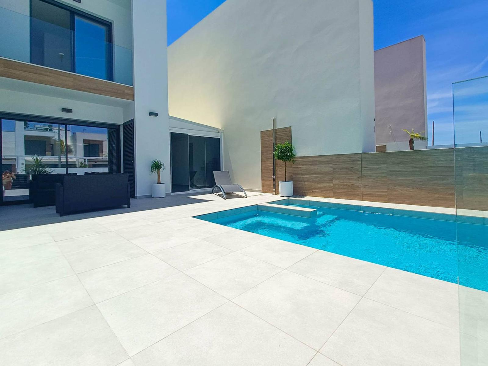 Villa en Venta en Rojales