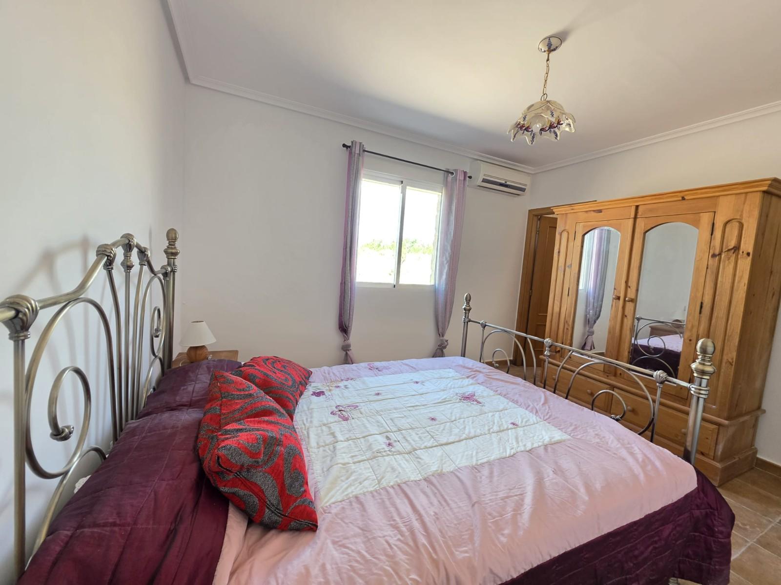 Villa for Sale in Monóvar