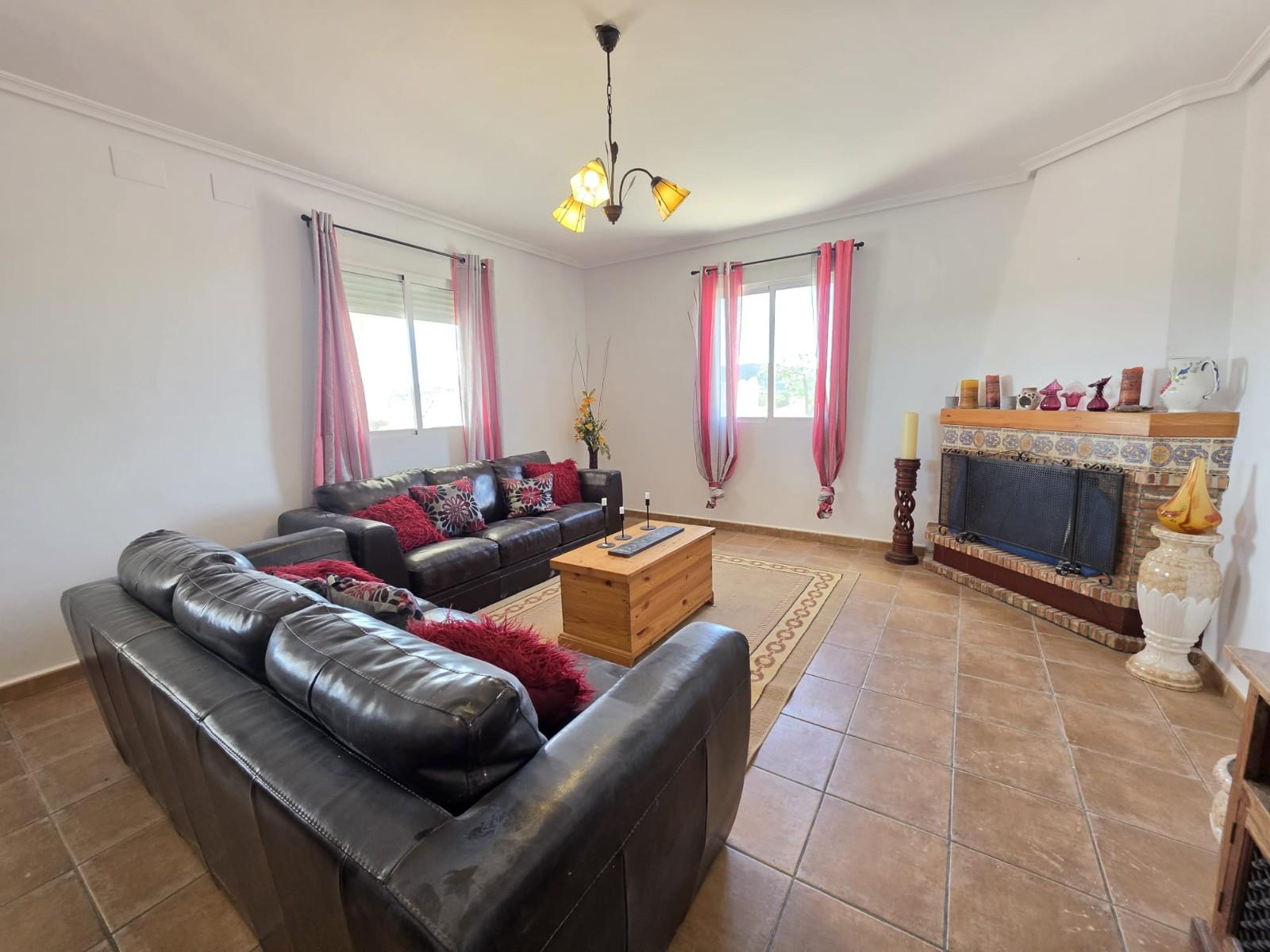 Villa for Sale in Monóvar