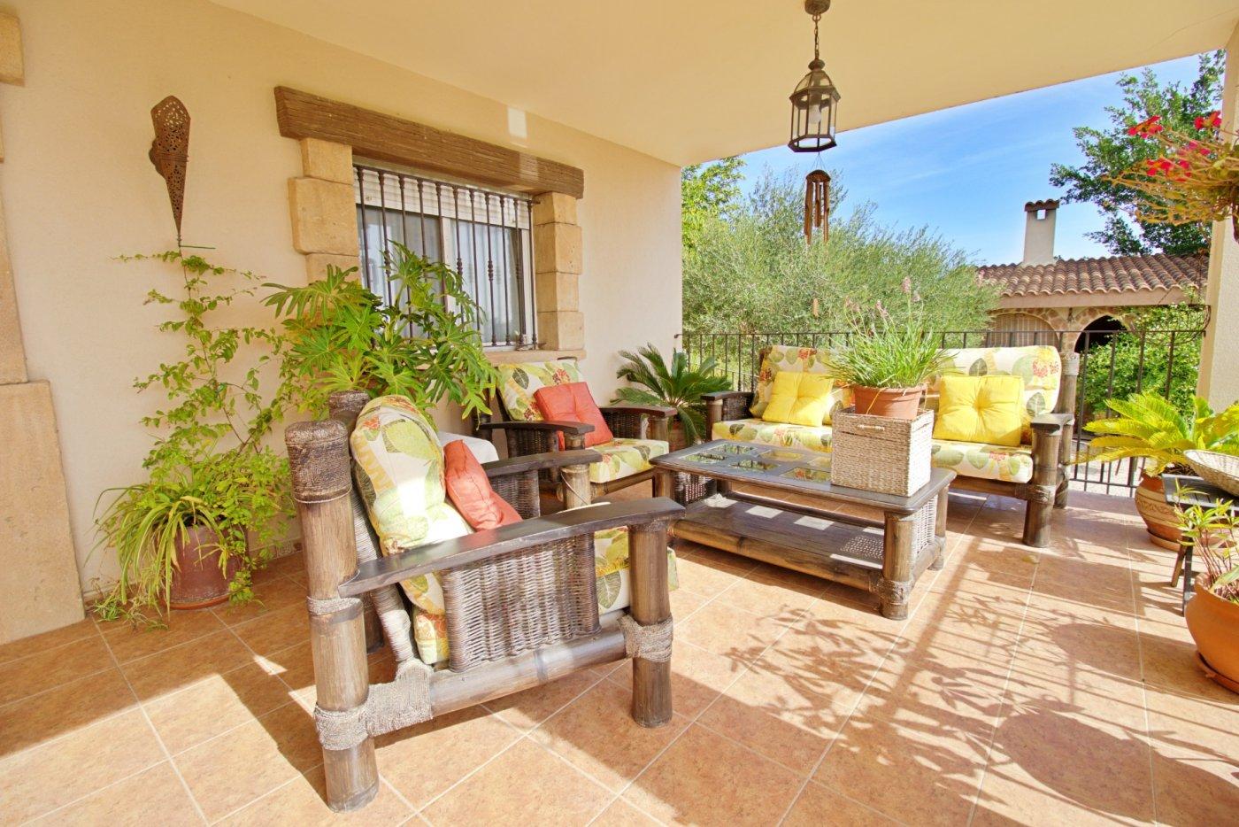 Villa for Sale in Elche