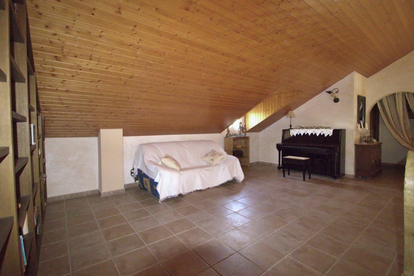 Villa for Sale in Elche