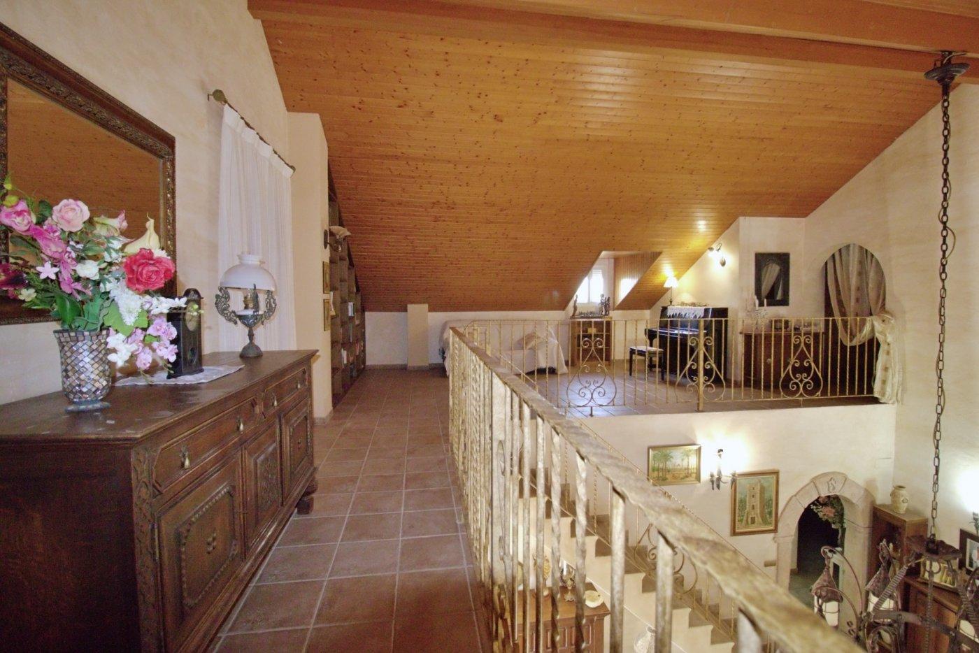 Villa for Sale in Elche