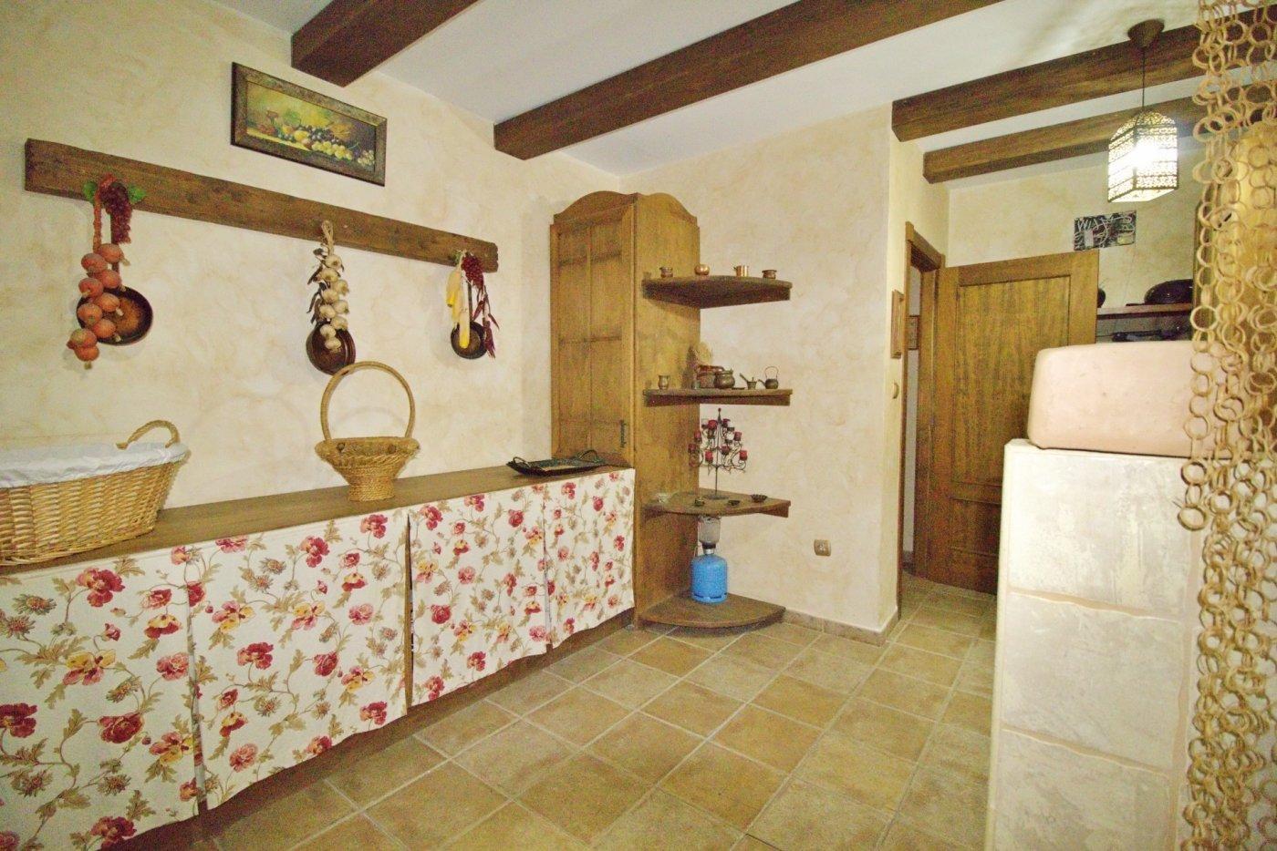 Villa for Sale in Elche