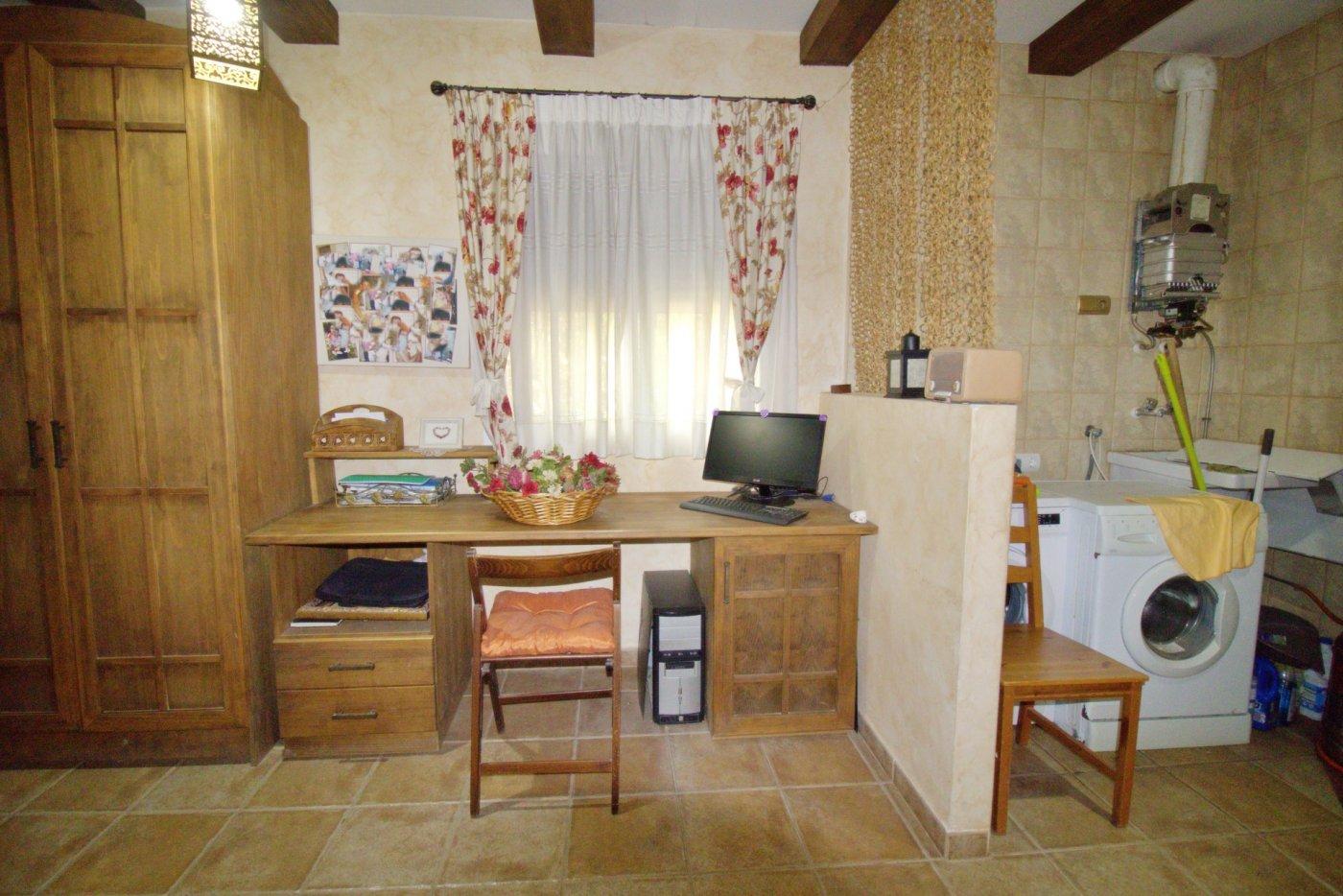 Villa for Sale in Elche