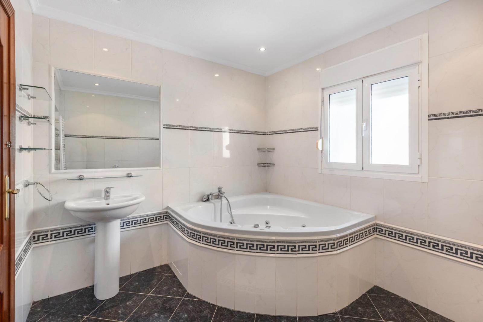 Villa for Sale in Rojales