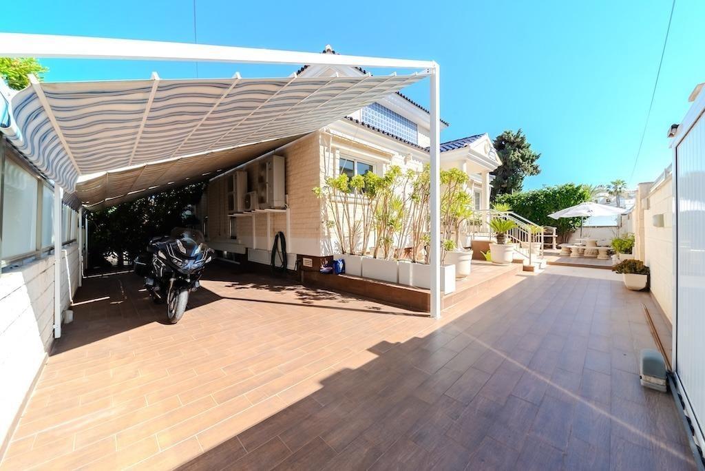 Villa for Sale in Torrevieja