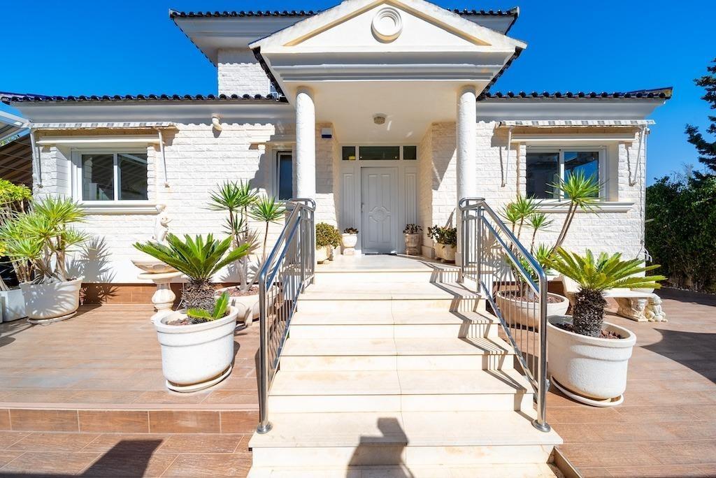 Villa for Sale in Torrevieja
