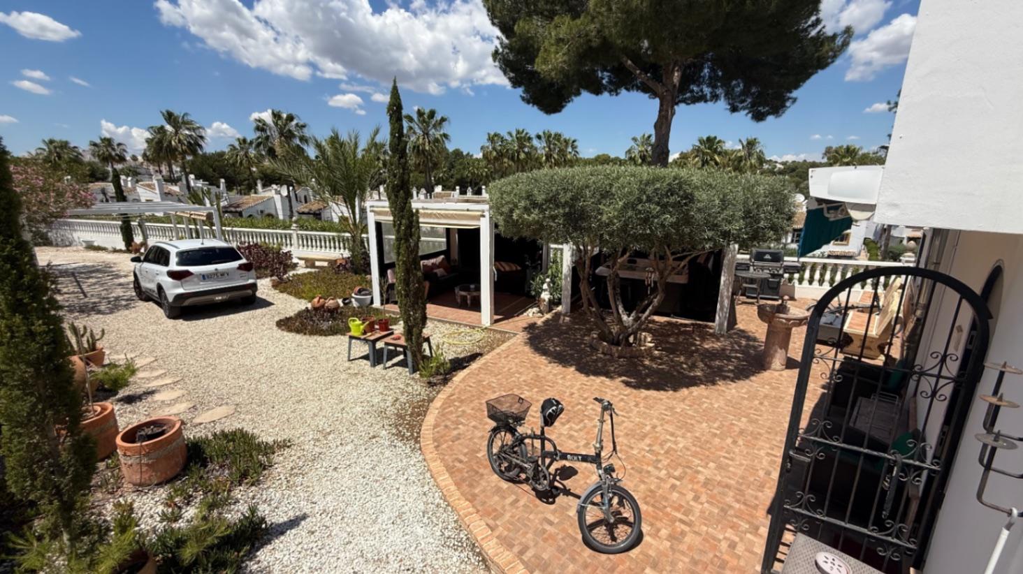 Villa for Sale in Orihuela