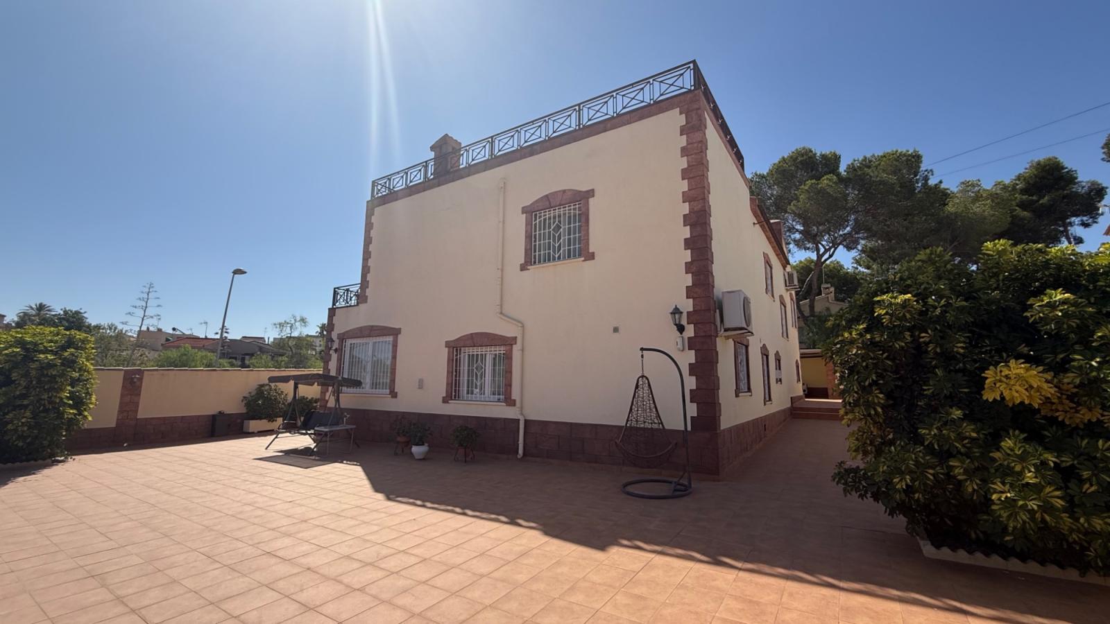 Villa for Sale in Torrevieja