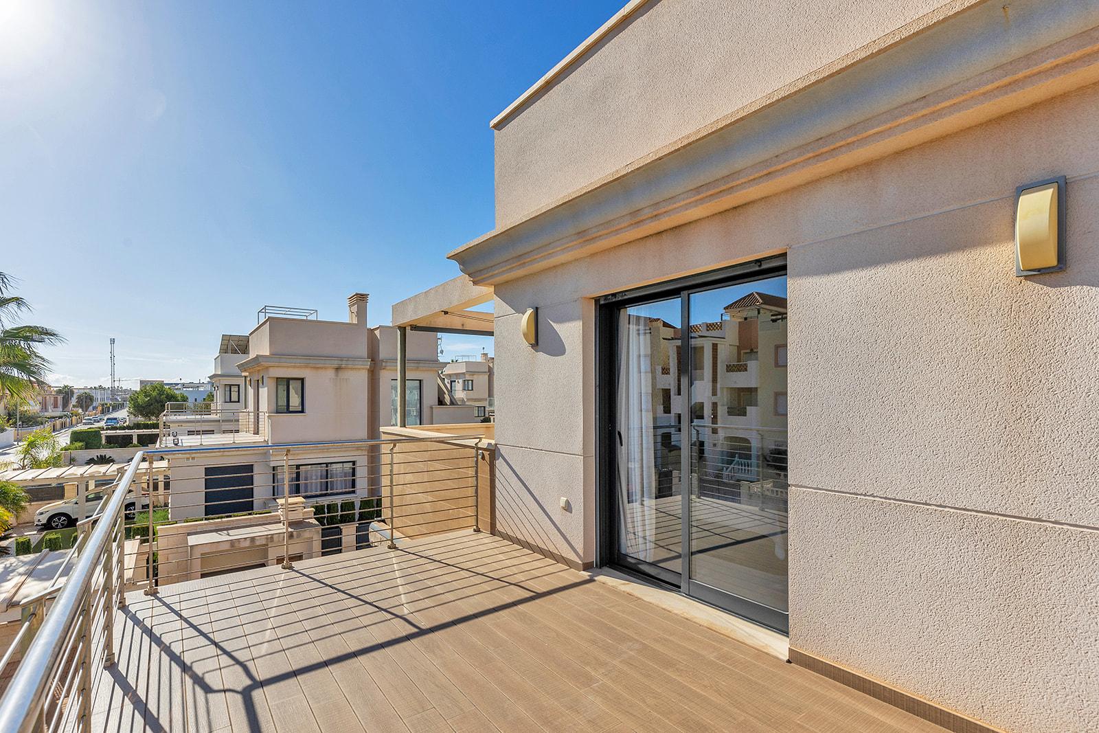 Villa en Venta en Orihuela
