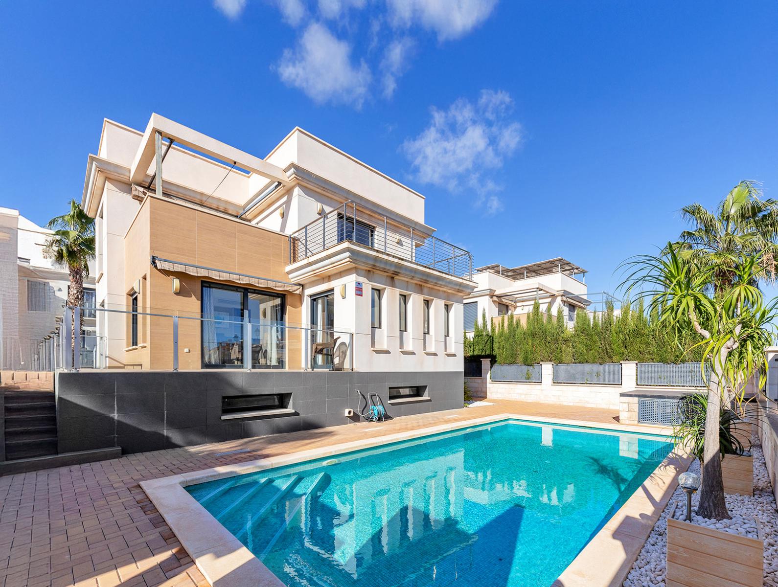Villa en Venta en Orihuela