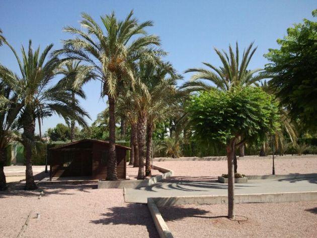 Villa for Sale in Elche