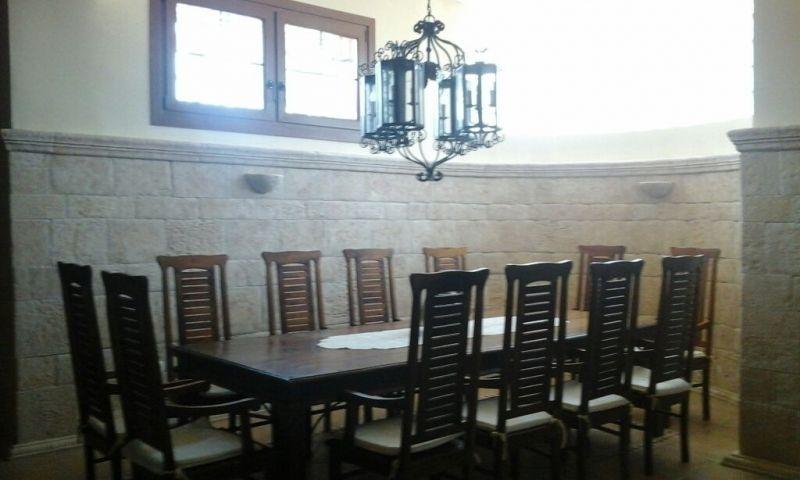Villa for Sale in Elche