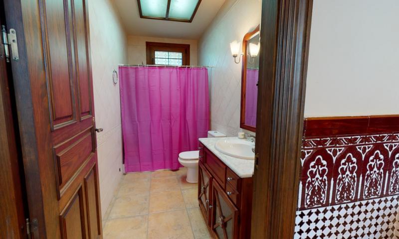 Villa for Sale in Elche