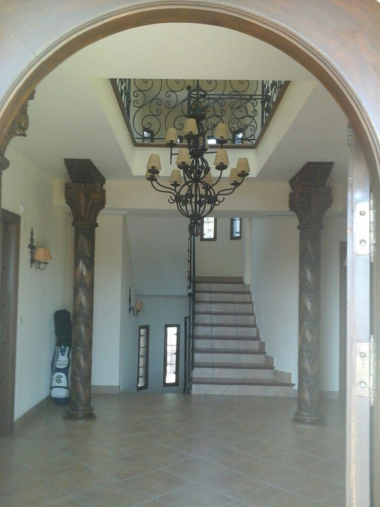 Villa for Sale in Elche