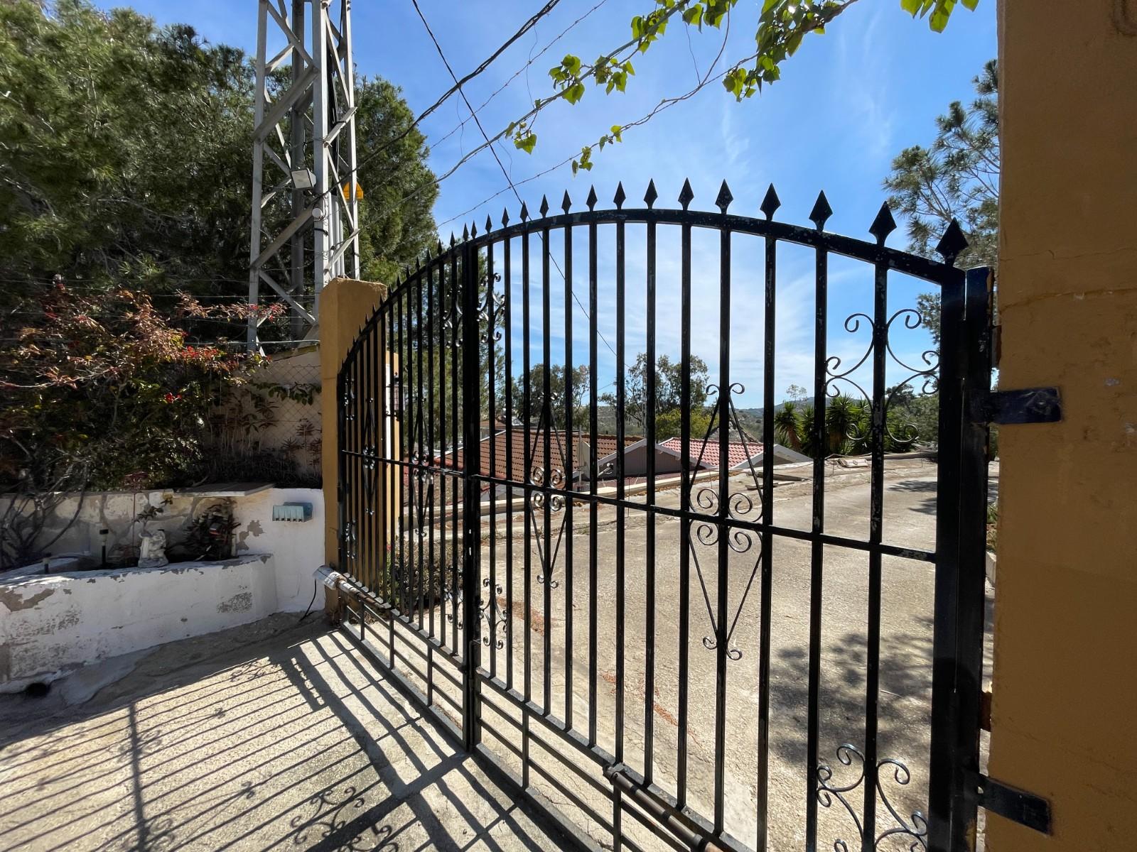 Villa for Sale in Guardamar del Segura