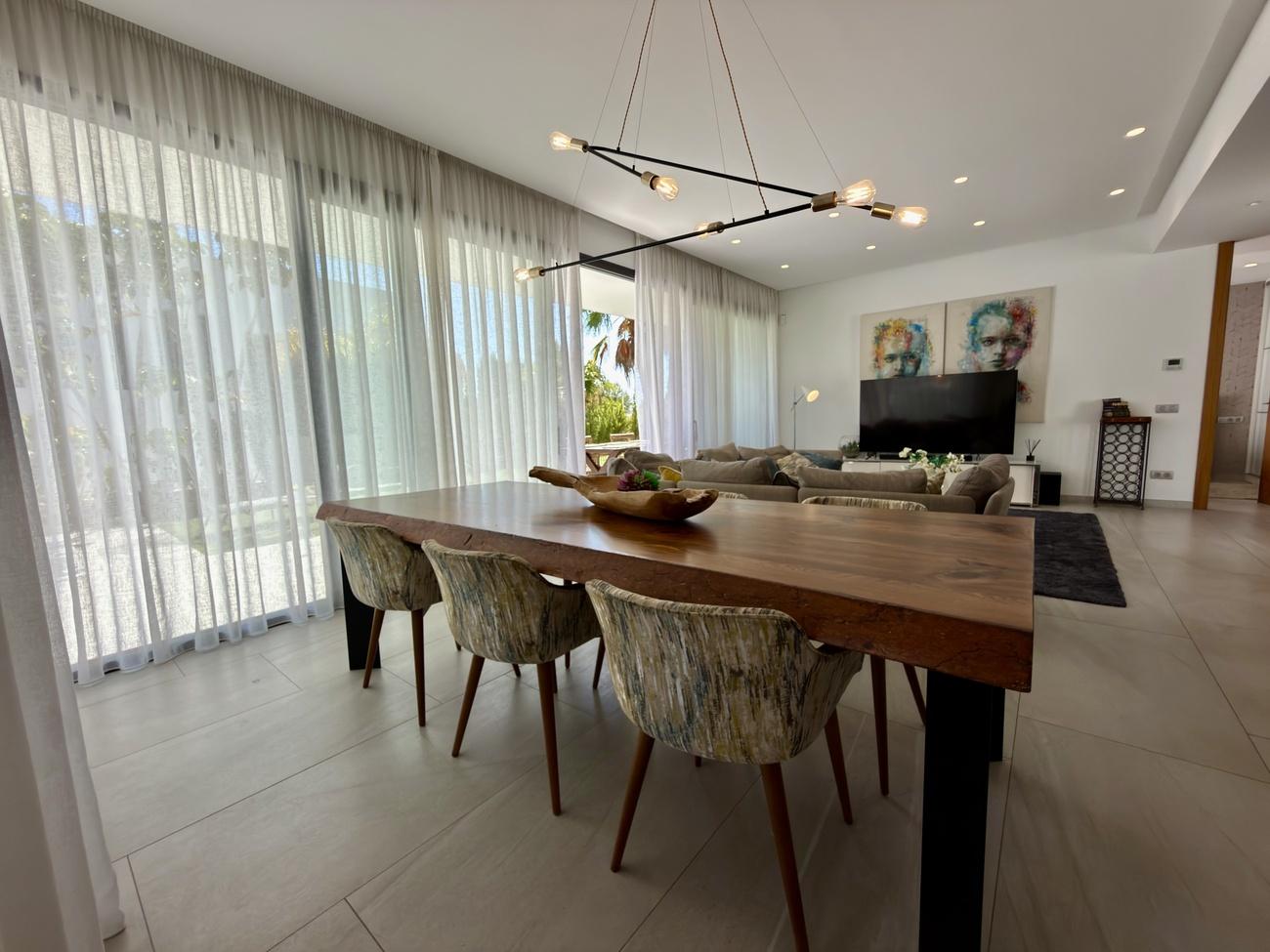 Villa for Sale in Finestrat