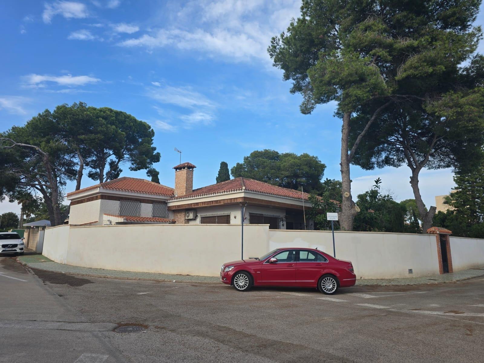 Villa en Venta en Orihuela