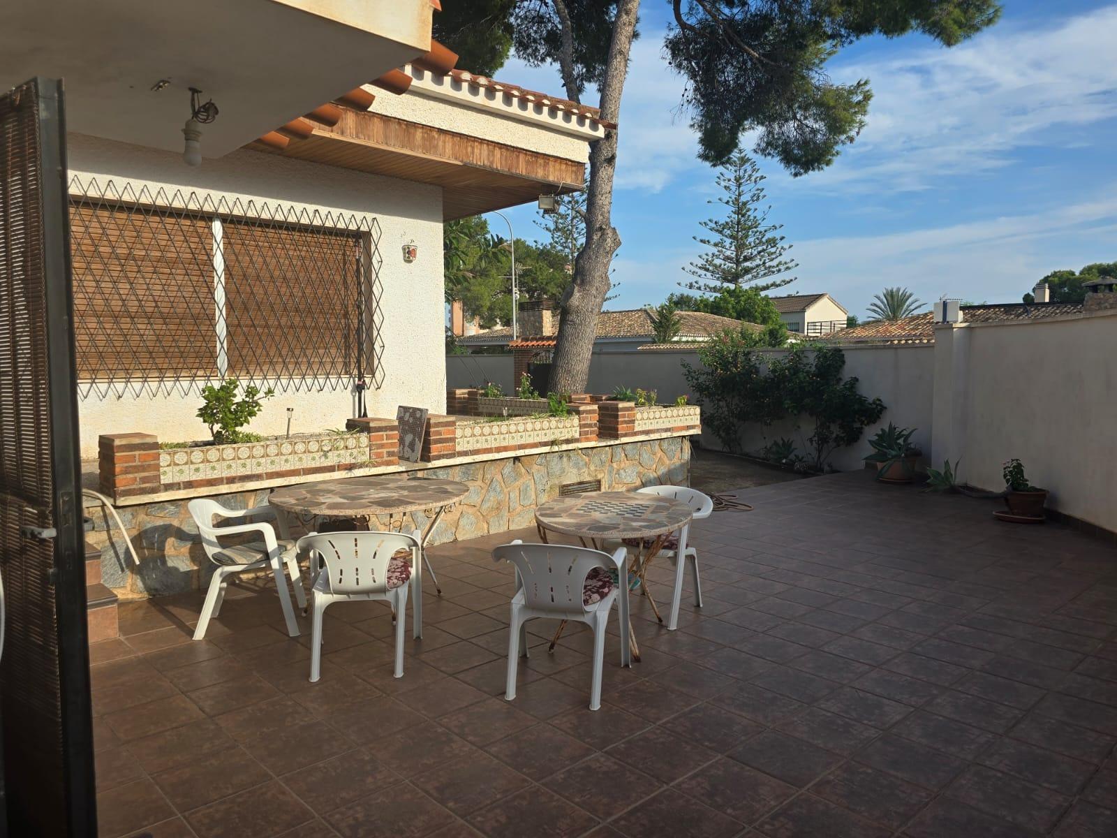 Villa en Venta en Orihuela