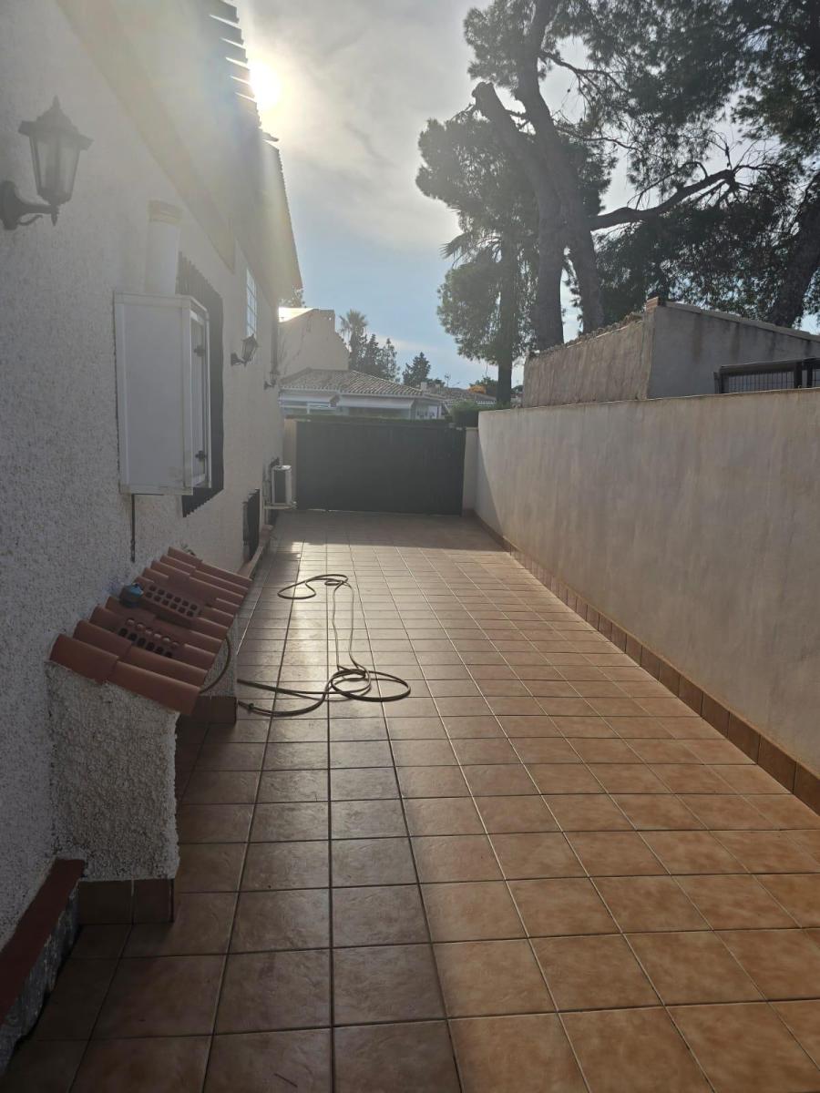 Villa en Venta en Orihuela