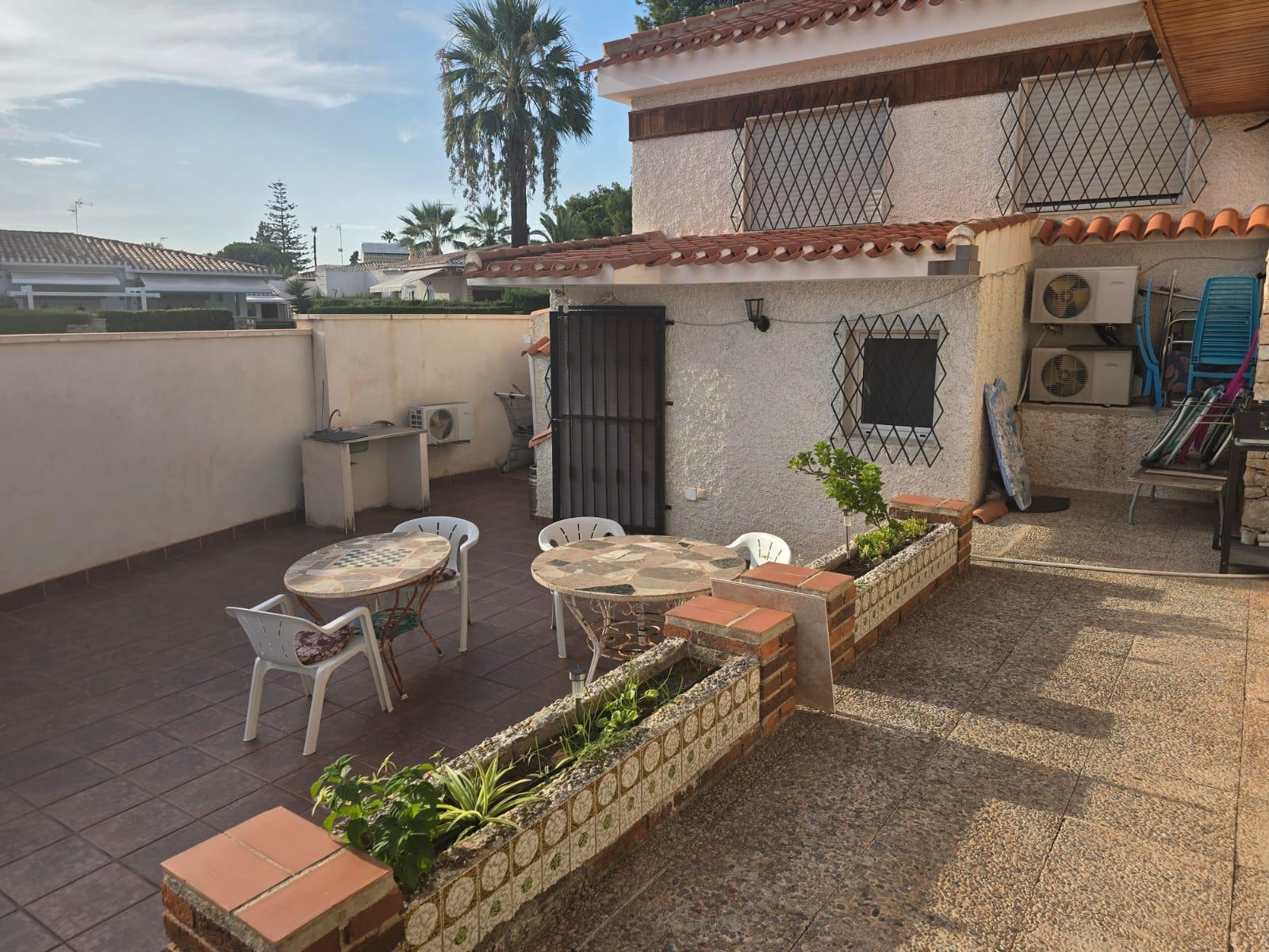 Villa en Venta en Orihuela