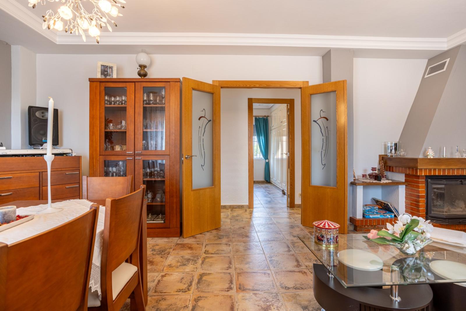 Villa for Sale in Elche