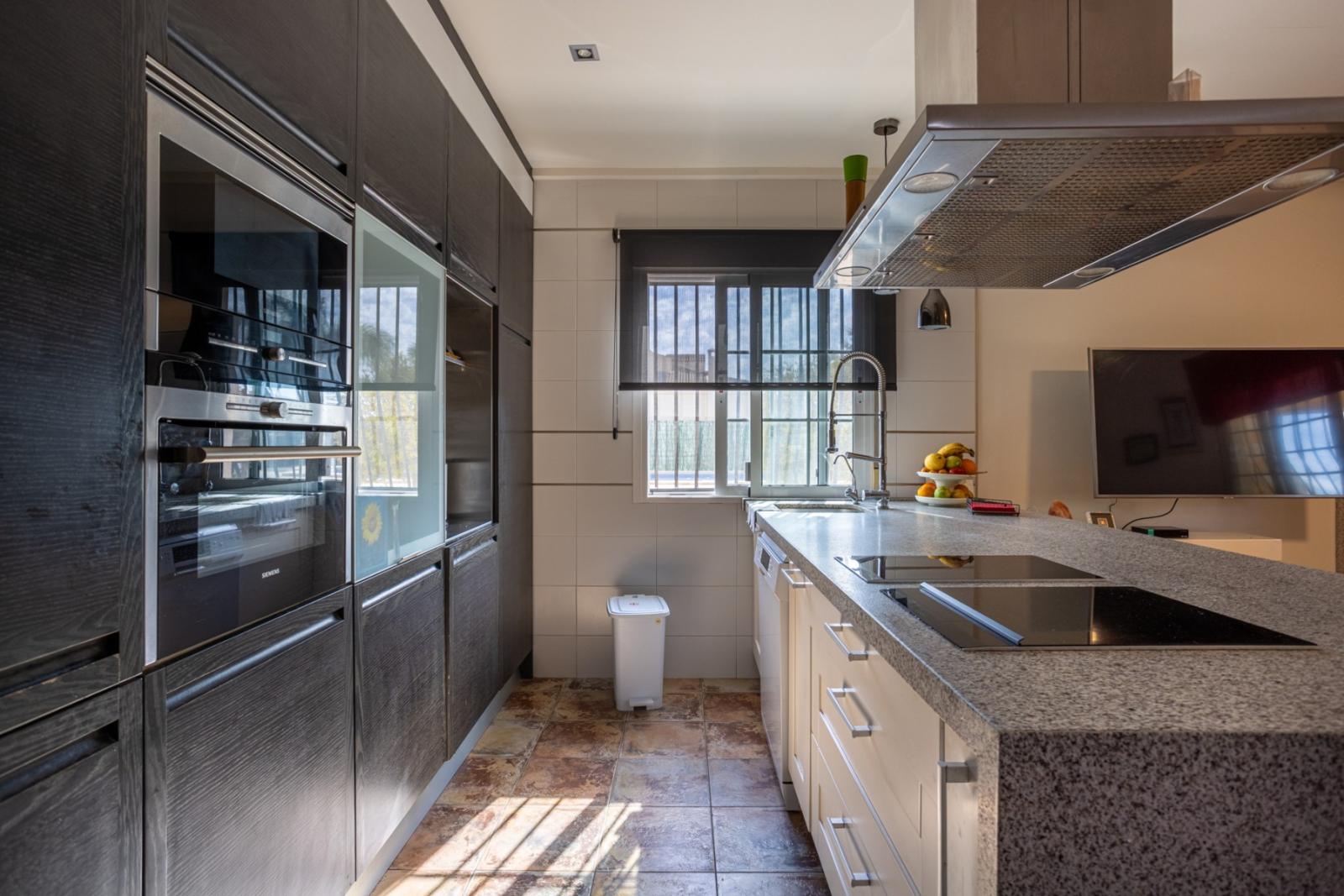 Villa for Sale in Elche