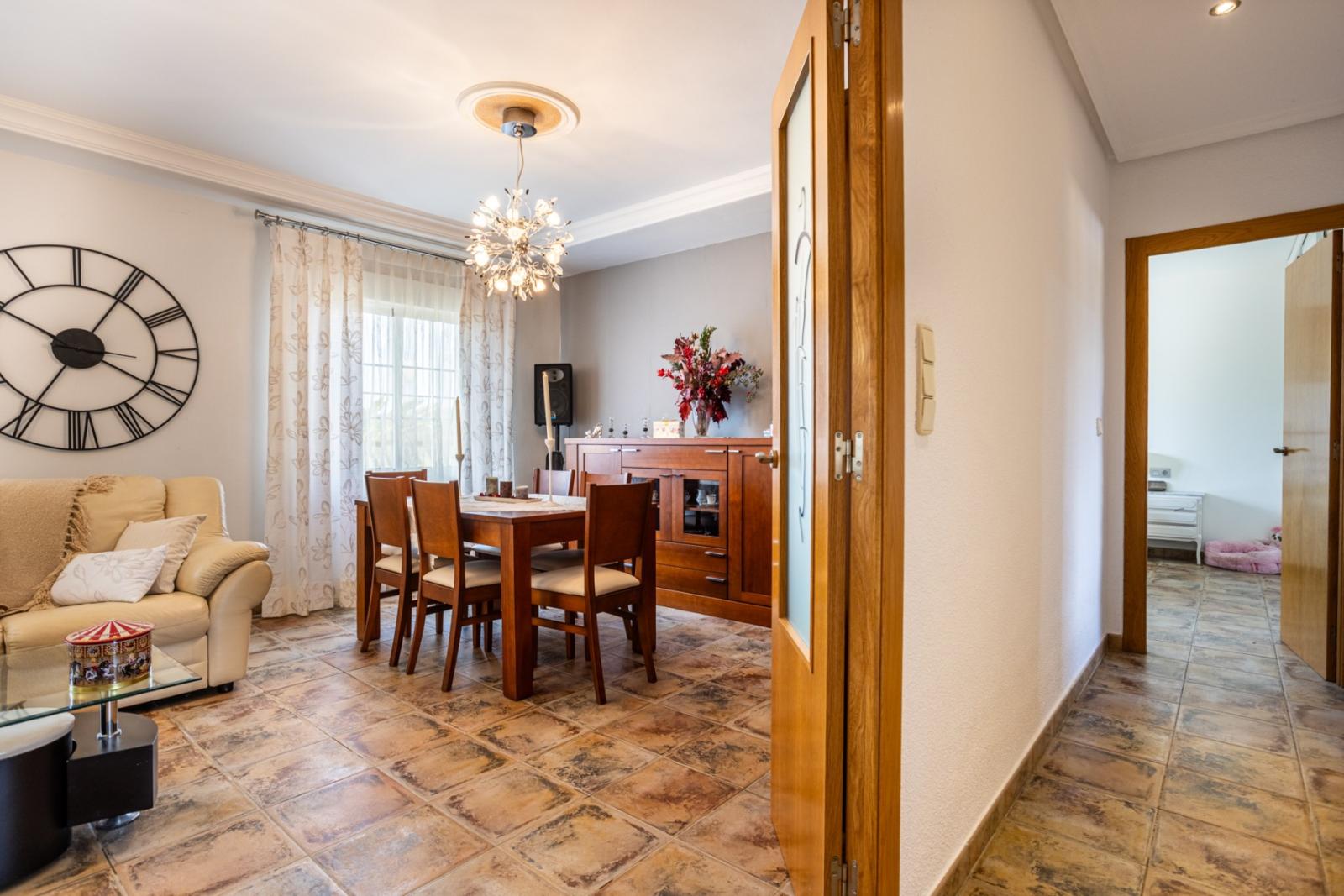 Villa for Sale in Elche