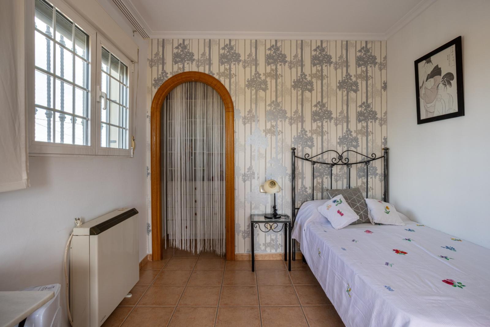 Villa for Sale in Elche